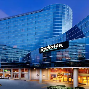 radisson-hotel-vancouver-airport.vancouver-hotels-bc.net/